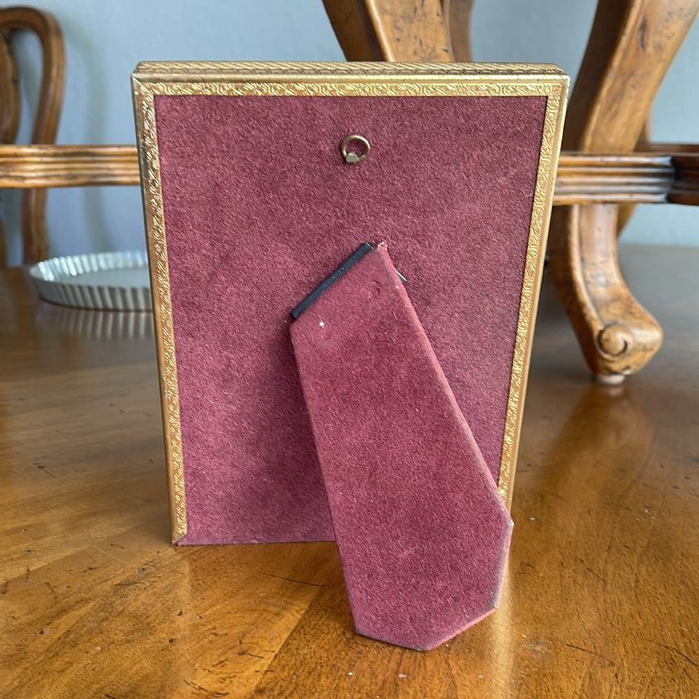 Vintage Gold Plated 5x7 photo frame with poppy art - Picture 4 of 7